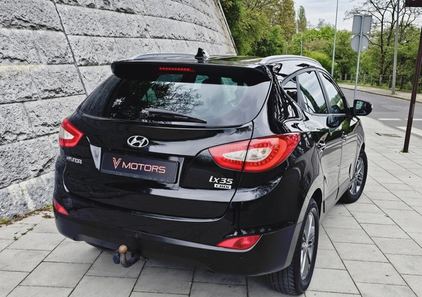 Hyundai ix35 cena 49700 przebieg: 237197, rok produkcji 2015 z Golina małe 781